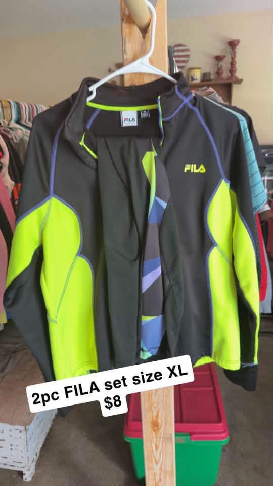 FILA XL Women’s 2pc Set Quarter Zip + matching leggings