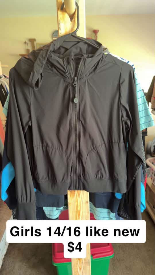 Girls 14/16 lightweight jacket