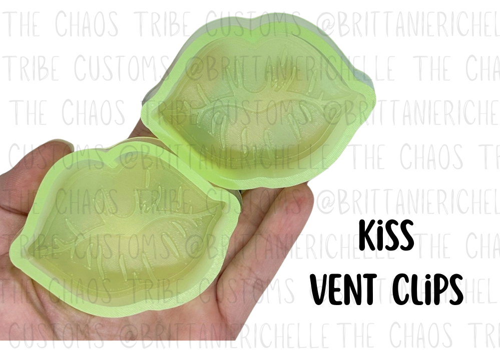 Kiss Freshie Vent Clip 2pc Set