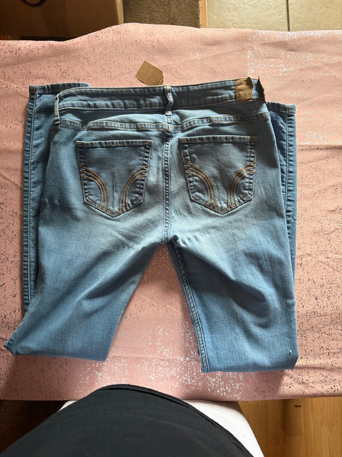 Hollister Destroyed Jeans